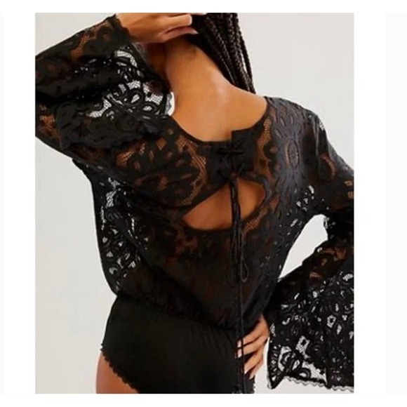 Free People Better With Time Black Lace Bell Sleeve Bodysuit Top Medium - Picture 2 of 7